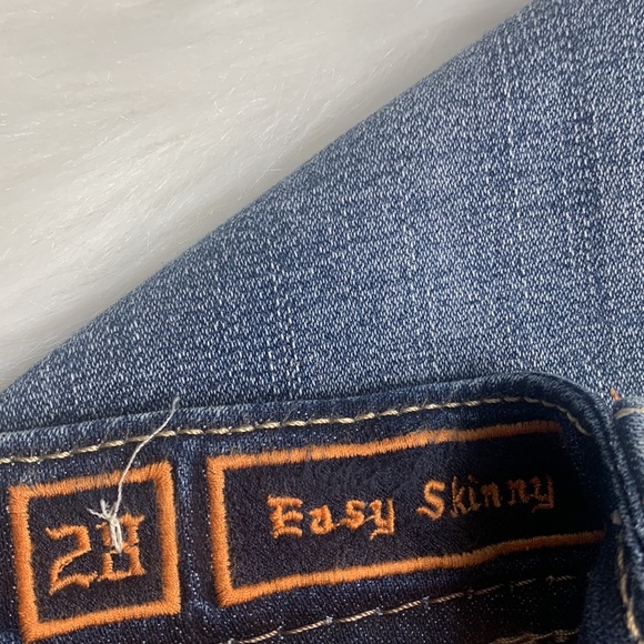 Rock Revival Bliss Easy Skinny Jeans W/ Bedazzled Pockets - Picture 15 of 16